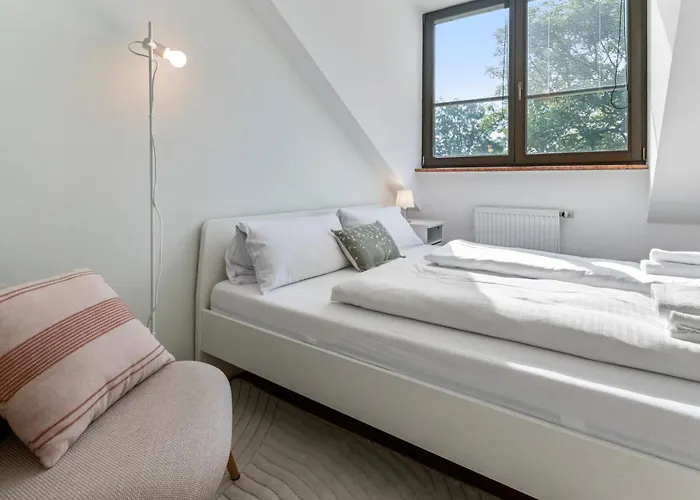 Flatista Homes - Penthouse With Rooftop Gym München