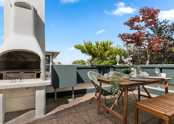 Flatista Homes - Penthouse With Rooftop Gym München